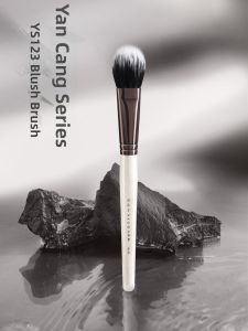 UN SHOP | Professional Makeup Brush for Blush Liquid Cream Powder