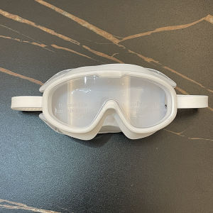 Waterproof Anti-Fog UV-Protective High-Clarity Swim Goggles