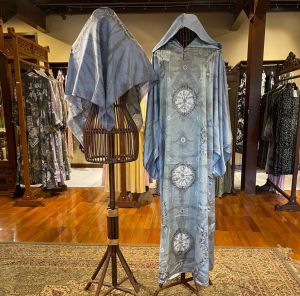 Set Dahlia Dress Hoodie + Jilbab by Dian Pelangi LIMITED EDITION Setelan Busana Muslim Baju Maxi Gamis Abaya Kaftan Gaun Outfit Casual Formal Pesta Pernikahan Kondangan Wanita Hijaber Cantik Anggun Modis Modern Elegan Mewah Model Korean Terbaru