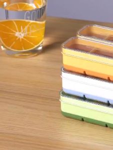 Cetakan es batu silikon 3 sekat mini plus tutup/Cetakan es jelly kue mini/Tempat kue obat dll