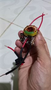 Kit Joule Thief Modif Pushpull dobel transistor - Dilengkapi Saklar - Batre 3.7v - 4.5volt