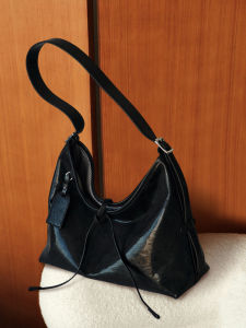 กระเป๋าถือทรงสี่เหลี่ยม ความจุขนาดใหญ่ กระเป๋าสะพายข้างแบบสะพายไหล่กว้างสำหรับผู้หญิง กระเป๋าสะพายข้างแบบลำลอง กระเป๋าสะพายข้าง PU สำหรับผู้หญิง