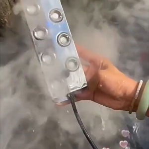 เครื่องทำหมอก เครื่องทำความชื้น อัลตร้าโซนิค เครื่องพ่นหมอกอัลตร้าโซนิค 2/4/6 หัวฉี（เครื่องจ่ายไฟแบบกันน้ำ）+ ทุ่นน้ำแ เหมาะสำหรับใช้ในสระน้ำสวนและหิน การทำความชื้นในผักและผลไม้