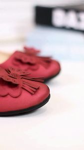 Sepatu Flat Shoes Anak Perempuan Size 22-30 Model Cute Kupu-Kupu Laser MR-07