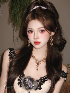 สร้อยคอเพชรทรงหยดน้ำสีแชมเปญหรูหราสำหรับผู้หญิง เครื่องประดับแฟชั่นสำหรับงานเลี้ยงลูกกับเพื่อนๆ สร้อยคอแบบหัวเข็มขัดหรูหรา