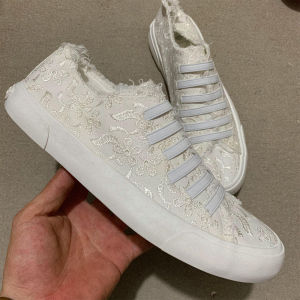 Large Size Womens Canvas Slip-On Casual Shoes Soft Bottom Single Lazy Persons Footwear Non-Repeating Street Style