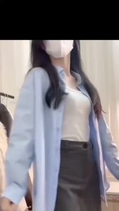 TZY SHOP เสื้อเชิ้ตแขนยาว สีพื้น น่ารักสไตล์เกาหลี ดีไซน์เรียบง่าย มินิมอล สวมใส่ได้หลายโอกาส ไม่มีลวดลาย เนื้อผ้าดี สวมใส่สบาย ใส่ได้ทั้งหญิงและชาย