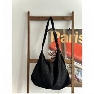 กระเป๋าผ้าใบทรงโตสำหรับใส่ไปทำงาน กระเป๋าสะพายไหล่ข้างเดียวแบบลำลองสำหรับใส่ของใช้ประจำวันสำหรับเยาวชน กระเป๋าสะพายข้างแบบลำลอง