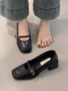 Version Goatskin! Retro Chunky Heel Small Leather Shoes Female Square Toe Flats Buckle Mary Jane Shoes Elegant Commuter Shoes