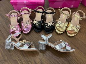 #322-11  KOREAN SANDALS  CRYSTAL HEELS FOR KIDS FASHION SHOES SANDALS SMALL TO MEDUIM SIZE 24-35
