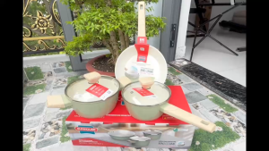 Bộ nồi phủ sứ nano đáy từ SUNHOUSE HEALTHY SHG7979MT3 có chống dính dùng với mọi loại bếp