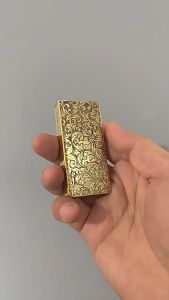 Hộp Quẹt Bật Lửa Xăng Đá Zorro Z739 Mở Nắp Đánh Lửa Tự Động Tặng Kèm Dụng Cụ Vặn Nắp Đổ Xăng - Nhiều Họa Tiết(Không Có Sẵn Xăng)