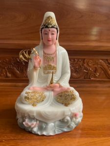 Tượng Phật Quan Âm Ngồi Đài Sen Đá Nhập Cao Cấp 3 Màu Chuẩn Đẹp (Trắng Xanh Vàng) - Tượng Cao 30cm