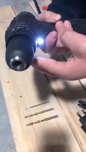 **【2025 terbaru】Moketa 98V Mesin Bor Baterai Tangan Dengan 2 Baterai Cordless Drill Battery Impact Drill**