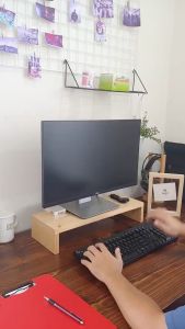 Kệ gỗ để màn hình máy tính đa năng gỗ thông tự nhiên kích thước 40x20x10 cm