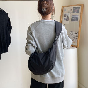 IELGY womens large capacity casual nylon messenger dumpling bag
