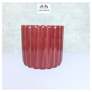 The Leaferie Rubi Red plant pots. Ceramic flowerpot . flowerpots flower pot
