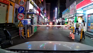 เครื่องบันทึกการขับขี่รถยนต์ WiFi แดชบอร์ดกล้อง APP ควบคุมเครื่องบันทึกการมองเห็นกลางคืนการเชื่อมต่อ USB 1080P