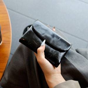 2024 New Womens Short Wallet Genuine Leather Simple Card Holder Multi-Function Tri-Fold Oil-Waxed Cowhide Money Clip