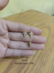 Anting salib Replika Emas 24k Anting Wanita