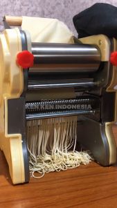 OSSEL Giling Mie Manual Gilingan Mie Manual Ampia Pembuat Mie Laker Bearing Roller Stainless Steel OS-150 OSSEL