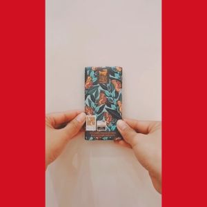 65% Dark Choco Bar w/ Black Sesame Cashew & Pili 45g – THEO & PHILO – Exotic Nuts in Rich Choco