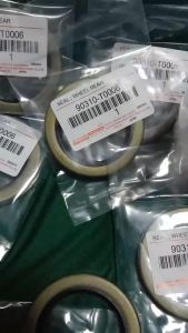 ซีลล้อหลังใน Oil Seal - TOYOTA ( โตโยต้า ) รุ่น HILUX TIGER MTX ไทเกอร์ ไมตี้ VIGO (วีโก้) 2WD ปี 04-07เบอร์90310-T0006 ขนาด70-50-9