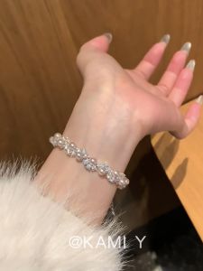 KAMI Y Sparkling Pearl Bracelet Womens Elegant Design Glittering Diamond Alloy Jewelry Fashionable Accessory for Ladies