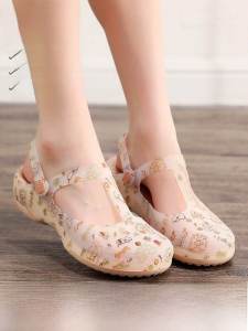 รองเท้าแตะ EVA แบบสวมส้นเตี้ยสำหรับผู้หญิงในช่วงฤดูร้อนปี 2023 รองเท้าแตะชายหาดแบบระบายอากาศได้ดี ทรงหัวมน พื้นหนา กันลื่น รองเท้าแตะกลางแจ้งแบบสวมสบาย