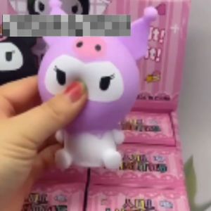 Mainan Squishy Squisi Skuisi Penghilang Stress Mainan Pencet Sanrio