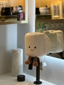 Soft Plush Toilet Paper Holder Toy Fun Bathroom Accessories Comforting Doll Gift for Girlfriend Tissue Cover Storage Organizer