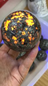 Yooperlite Fluoresce Sphere Natural Crystal Flame Stones Ball Energy Healing Spiritual Home Decor Gift Collection + Ball Seat