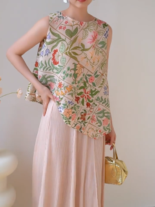 6970 Xia Sanzhai Pleated Classic Style Print National Style Versatile Casual T-Shirt Top  Print One Size (45-75kg)