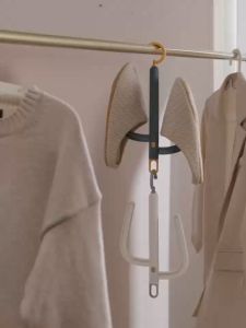 ราวแขวนรองเท้า - ที่แขวนรองเท้า ที่ตากรองเท้า ที่ตากรองเท้าพลาสติก แขวนต่อกันได้ ไม้แขวนรองเท้า - ราวตากรองเท้า