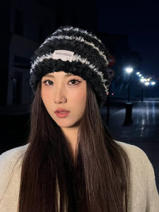 หมวกถักขนสัตว์หนา อบอุ่น ฤดูใบไม้ร่วง/ฤดูหนาว หมวกไหมพรมสีดำแบบสวมหัวสำหรับผู้หญิง สไตล์เกาหลี เหมาะกับทุกเพศทุกวัย
