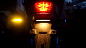 ไฟเลี้ยวแต่ง 1คู่ ไฟเลี้ยวมอเตอร์ไซค์ มีหลายสีให้เลือก ไฟเลี้ยวแต่ง LED สไตล์แฟชั่น เปลือกกันน้ำ เอฟเฟกต์แสงน้ำไหล