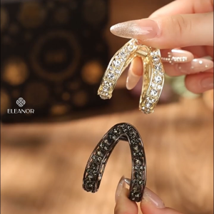 Kẹp tóc nữ càng cua Eleanor Accessories kiểu dáng chữ V kẹp đính đá phụ kiện tóc 7427