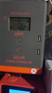 PowMr MPPT 20A Solar Charger Controller – Maximum Power Point Tracking for Efficient Solar Charging (12V/24V Auto) with LCD Display and USB Ports