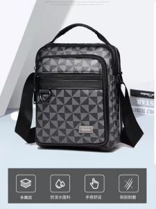 Túi Đeo Chéo Thể Thao Thường Ngày Cho Nam Túi Du Lịch Thể Thao Túi Đeo Vai Đơn Túi Đựng Đồ Vuông Vuông Đứng Túi Đeo Vai Bằng Da PU