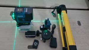 máy bắn cos laser  thăng bằng laser  12 tia xanh nhập khẩumáy bắn cốt  2 pin bảo hành 3 miền
