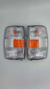 ไฟเลี้ยวมุม อีซูซุ ISUZU NPR NKR NQR  1999 -2006 RH-LH มาพร้อมปลั๊กไฟและหลอดไฟพร้อมติดตั้ง (ข้างขวา-ฝั่งคนขับข้างซ้าย-ฝั่งคนนั่ง)