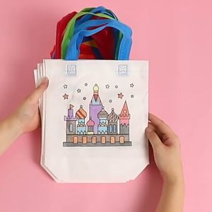 กระเป๋าผ้าระบายสี DIY กระเป๋าระบายสี ลวดลายน่ารัก มีสีเมจิขายเเยก DIY Bag พร้อมส่งในไทย