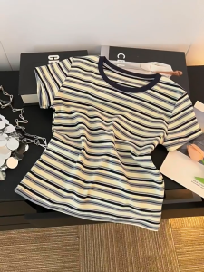 Striped T-Shirt Casual Round Neck T-shirt Short Sleeve T-Shirt for Women Korean Fashion Summer Top