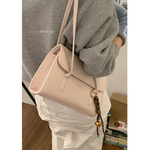 กระเป๋าสะพายไหล่หนัง PU ความจุขนาดใหญ่ กระเป๋าสะพายไหล่แบบเดี่ยวสำหรับผู้หญิง กระเป๋าสานแฟชั่นฤดูใบไม้ร่วง กระเป๋าสะพายไหล่แบบลำลอง