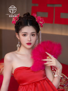 2025 New Chinese Style Wedding Hair Accessories Feathers Long Tassel Leaf Headwear Velvet Surface Dragon And Phoenix Gown