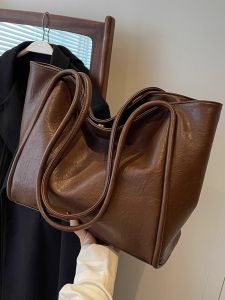 Large Capacity Soft Leather Tote Bag Womens Handbag Underarm Single Shoulder Bag for Commuting And Classes Trendy Design