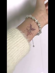 ACE แทททู กันน้ำ รอยสักสี สติ๊กเกอร์น่ารัก มินิมอล กราฟฟิตี้ เทศกาลดนตรี งานปาร์ตี้ แทกทูรอยสัก