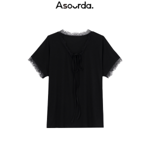 Lace Panel Black V-Neck Flattering T-shirt