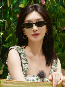 HELEN KELLER | UV Protection Sunglasses