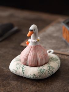 Đồ Trang Trí Trà Thủ Công Bằng Sét Nguyên Chất Màu Tím Nhỏ Hình Con Vịt Dễ Thương Đồ Chơi Thú Cưng Trà Đồ Trang Trí Thủ Công Nghệ Thuật